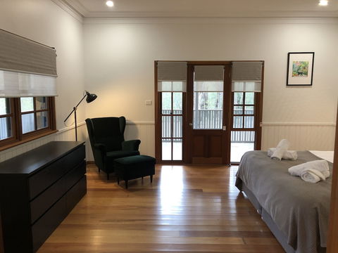 Bay & Bush Cottages, Jervis Bay - Accommodation Gladstone 1