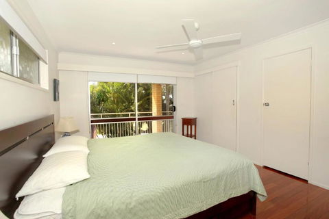 32 Barra Crescent Coolum Beach. Bond 500 FOXTEL WIFI Linen Supplied - Accommodation Gladstone 6