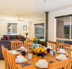 Boomerang Hideaway - Accommodation Gladstone