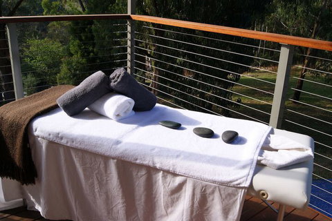 Eagles Nest - Accommodation Gladstone 7