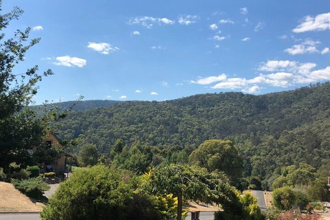 Eagles Nest - Accommodation Gladstone 2