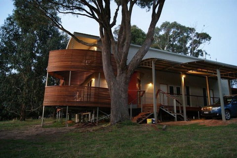 Eagles Nest - Accommodation Gladstone 1