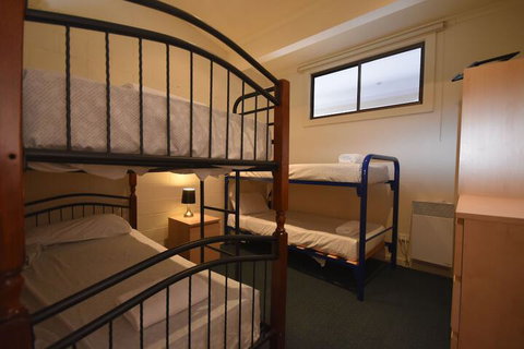 Alpine Heights 9 - Accommodation Gladstone 4