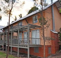 Villa Executive 2br Valley Views Resort Condo located within Cypress Lakes Resort nothing is more central - Accommodation Gladstone