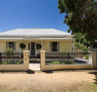 Berkeley Street Townhouse - Accommodation Gladstone