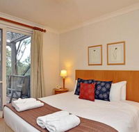 Villa Merlot Located Within Cypress Lakes - Accommodation Gladstone