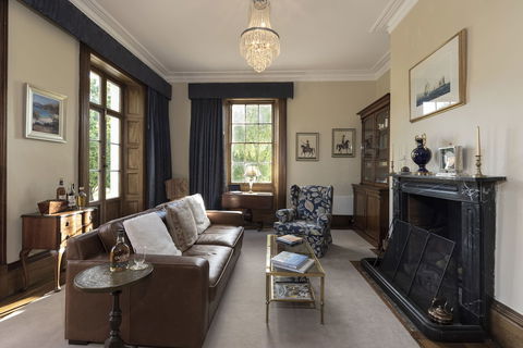 Prospect House Private Hotel - Accommodation Gladstone 5