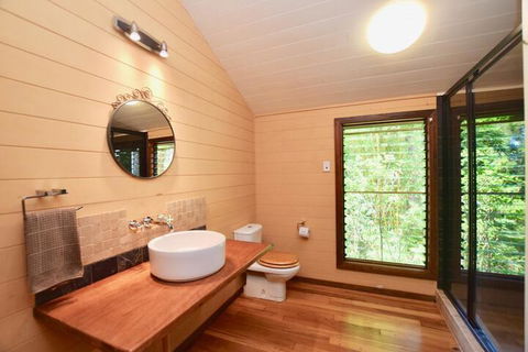 Wyndella Retreat - Accommodation Gladstone 5