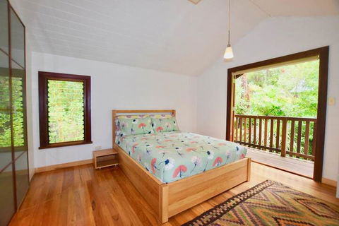 Wyndella Retreat - Accommodation Gladstone 3