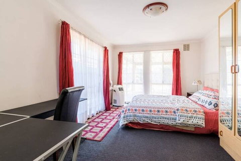 ParkViewAtMontagueFarm - Accommodation Gladstone 7