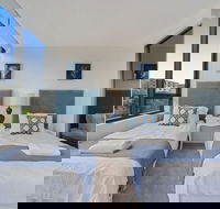 New Luxury Apartment Walking to Shops  Cinema - Accommodation Gladstone