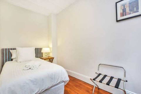 3 Bedroom Terrace At Harbour Bridge - Accommodation Gladstone 1