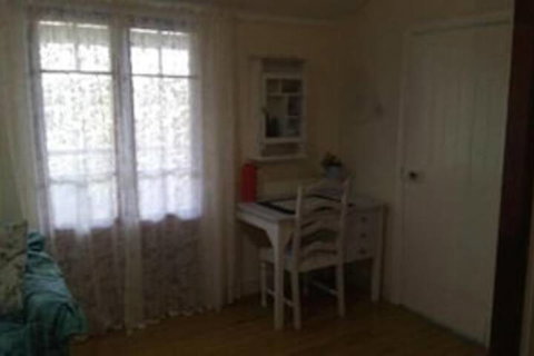 Boonah Cottage - Accommodation Gladstone 3