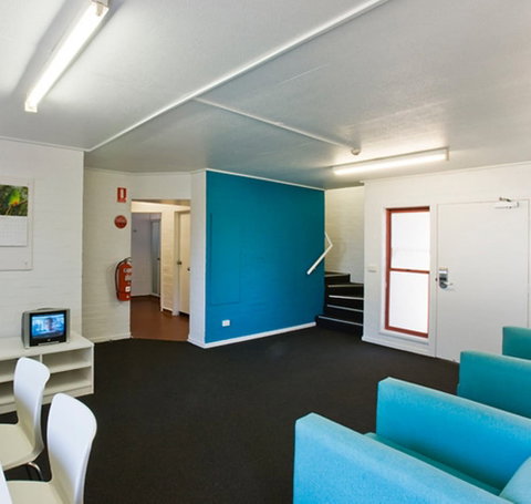 Unilodge At UC Short Stays - Accommodation Gladstone 5
