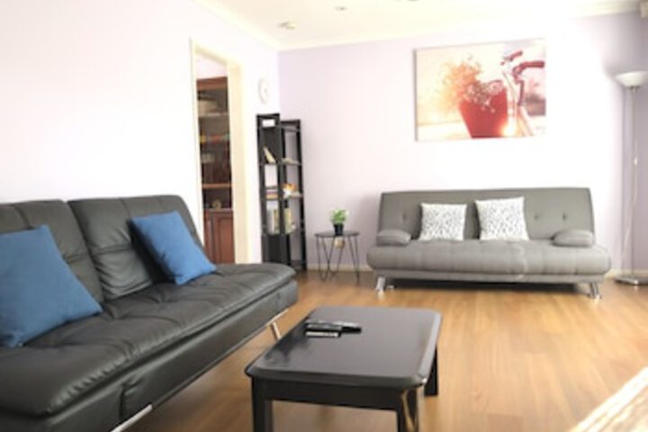 Scullin ACT Accommodation Gladstone