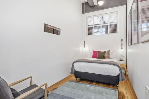 BOUTIQUE STAYS - Loft On Rose - Accommodation Gladstone 6