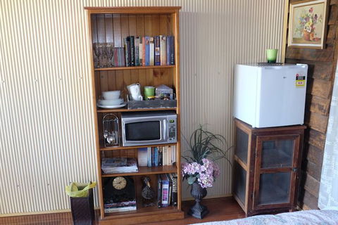 Yea Cabin Bunkhouse - Accommodation Gladstone 4