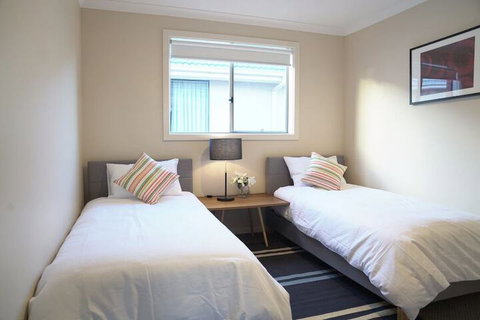 Beautiful Big House In Melbourne - Accommodation Gladstone 7