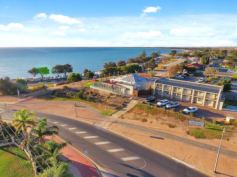 Moonta Bay Motel - Accommodation Gladstone 2