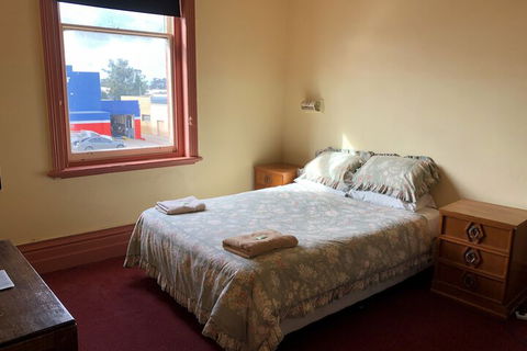 Royal Hotel - Accommodation Gladstone 5