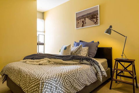 Mika, 2bdr Fitzroy Pad With Secure Parking - Accommodation Gladstone 3