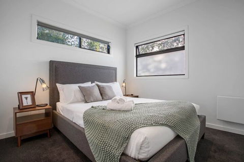 89 Fancy Doncaster Home - Accommodation Gladstone 6