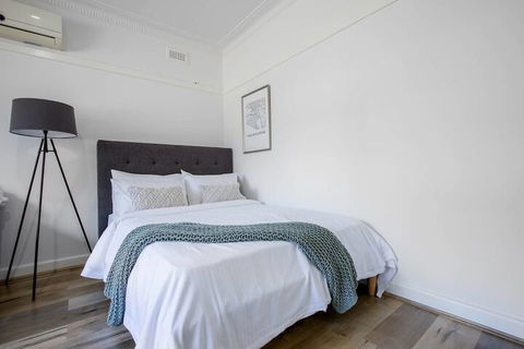 88 Peaceful Blackburn House - Accommodation Gladstone 5