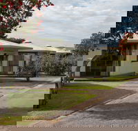 Pine Country Caravan Park - Accommodation Gladstone