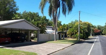 La Casa De Playa - Accommodation Gladstone 0