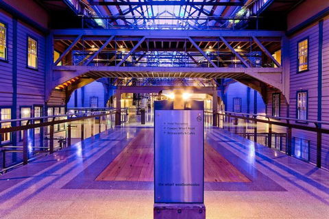 Absolute Sydney Harbour Front Luxury With Parking - Accommodation Gladstone 3