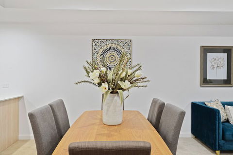 HomeHotel New & Comfort 3 Bedrooms - Accommodation Gladstone 7