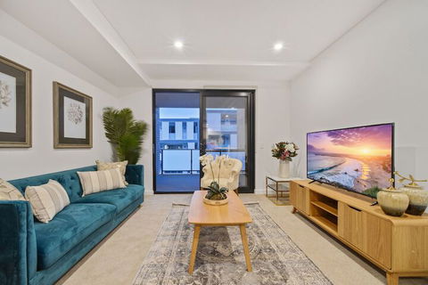 HomeHotel New & Comfort 3 Bedrooms - Accommodation Gladstone 2