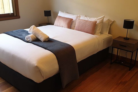 Port Life Beach House - Accommodation Gladstone 3