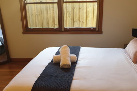 Port Life Beach House - Accommodation Gladstone 6