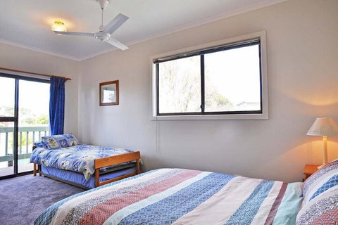 Aqua Escape On Anderson Free Wifi & Netflix PET Friendly - Accommodation Gladstone 3
