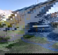 Cove Beach Apartment 1 - Accommodation Gladstone
