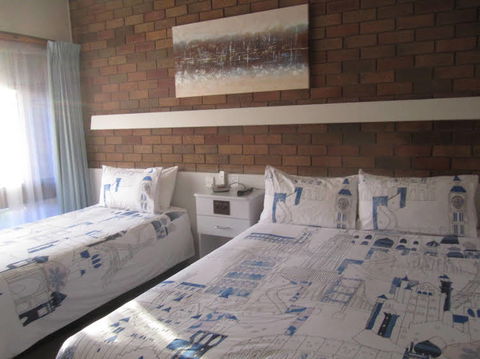 Barham Club Motor Inn - Accommodation Gladstone 0