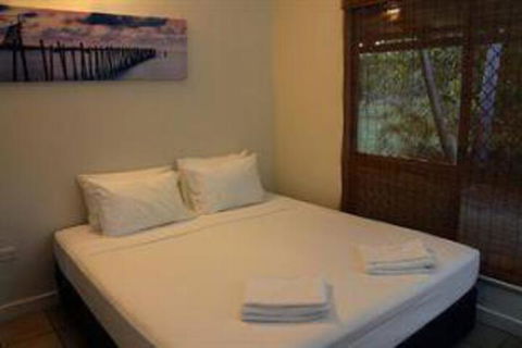 Shortstays Bush Escapes - Accommodation Gladstone 2
