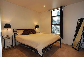 Moritz 9 - Accommodation Gladstone 0