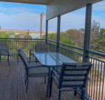 Longbeach House - Accommodation Gladstone
