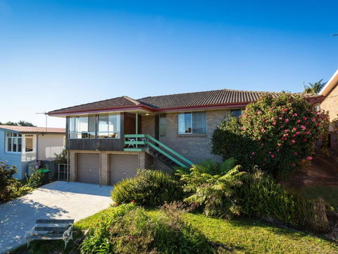 Inlet Views At The Loop - Accommodation Gladstone 3