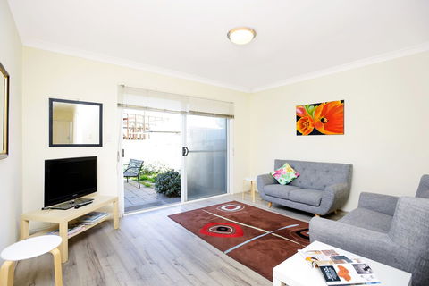 The Leafy Dragon - Accommodation Gladstone 6