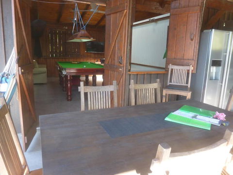 Daintree Holiday Homes La Vista - Accommodation Gladstone 1