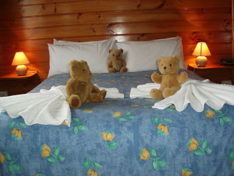 Boat Harbour Garden Cottages - Accommodation Gladstone 5