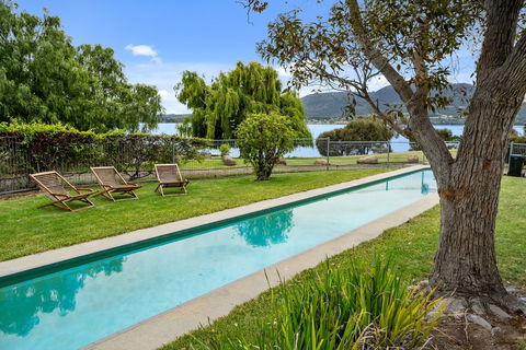 Riverfront Motel & Villas - Accommodation Gladstone 2