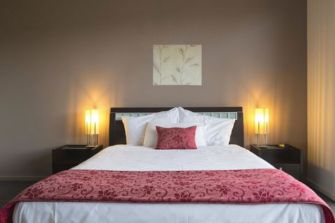 De'Vine Escape - Accommodation Gladstone 3