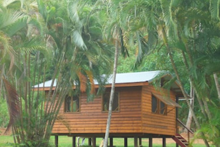 Miallo QLD Accommodation Gladstone