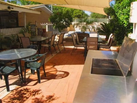 White Gum Motel - Accommodation Gladstone 4