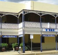 The Old Vic Inn - Accommodation Gladstone