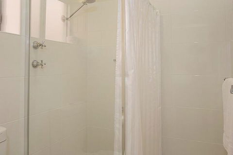 Victor Harbor City Inn - Accommodation Gladstone 3